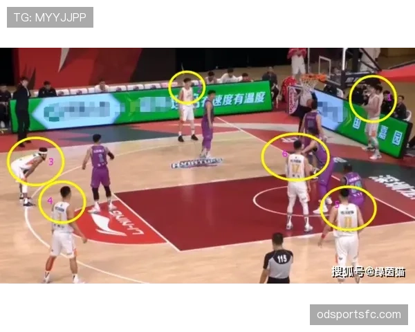 比赛暂停：裁判何时中止比赛及重启与补时规则说明